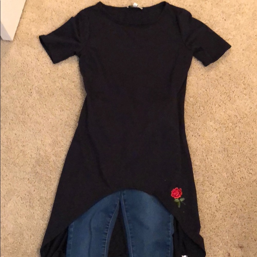 Dark navy, long shirt with rose paten
